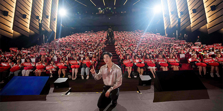 The 1 Day วัน The 1 แห่งชาติ 2024  สุดฟินไปกับ Mark Tuan ที่งาน Meet & Greet พิเศษสำหรับสมาชิก The 1 เท่านั้น