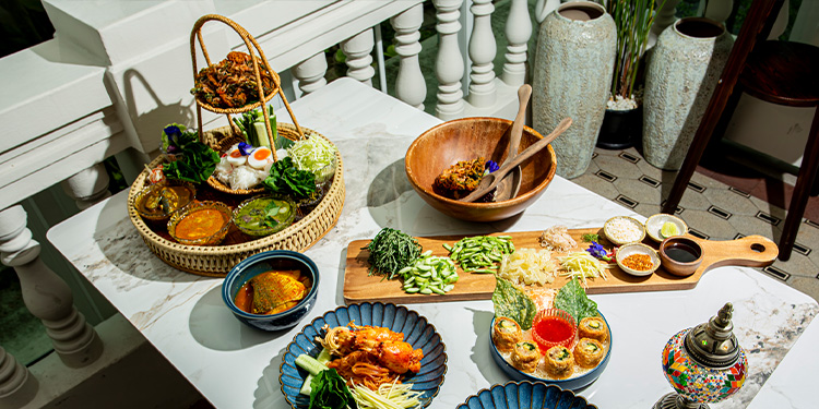 อาหารใต้สูตรดั้งเดิมจากเกาะพะงันที่มาเสิร์ฟให้กับชาวเมืองกรุง ณ บ้านดาหลา By อังคณา
