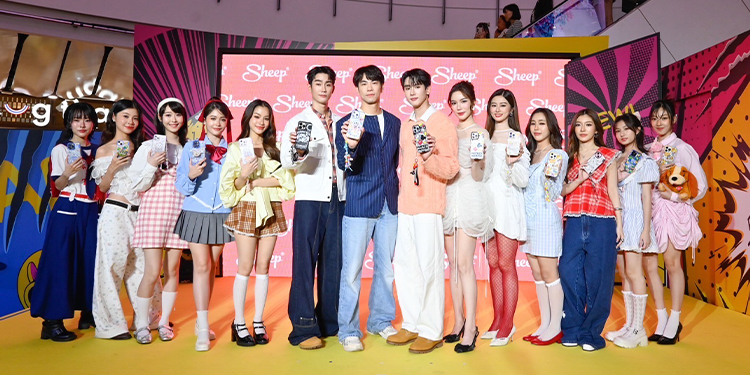 ฟอส-บุ๊ค แท็กทีม อวดโฉมเคส Sheep คอลเลคชั่น “Disney Mickey & Friends” เสิร์ฟความจิ้น ฟินสนั่น สร้างปรากฏการณ์ แฟนคลับกรี๊ดห้างแตก
