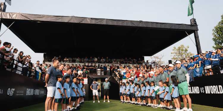 Team England นำวันแรก เปิดฉาก Reignwood Icons of Football 2026 