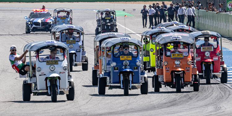 “โมโตจีพี” ประเทศไทย ทำถึง! ดวล “ตุ๊กตุ๊ก กรังด์ปรีซ์” สร้างภาพจำสุดฮา กระหึ่มทั่วโลก