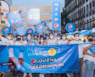 “เป๊ปซี่” ร่วมออกบูธสืบสานเทศกาลกินเจเยาวราชสุดคึกคัก พร้อมยกขบวนผลิตภัณฑ์ฯ เสิร์ฟตรงความซ่า สดชื่นในสไตล์ “เป๊ปซี่ไหน...ก็อร่อยเหมือนกัน”