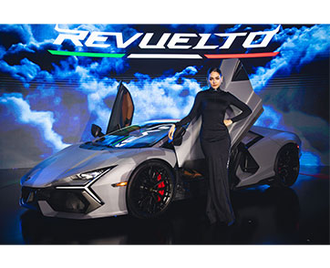 ฉลองครบรอบ 60 ปี ออโตโมบิลิ ลัมโบร์กินี พร้อมเปิดตัว "LAMBORGHINI REVUELTO"  ซูเปอร์สปอร์ตคาร์ปลั๊กอินไฮบริดเครื่องยนต์ V12 สมรรถนะสูงรุ่นแรกของแบรนด์