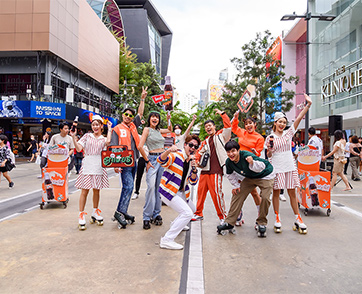 มิรินด้า บุกเช็คอินสยามสแควร์ เสิร์ฟตรงความอร่อยมักๆ กับมิรินด้า กลิ่นรูทเบียร์