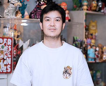 The Man Behind The Toys เพราะของเล่นคือสิ่งที่มีค่าในชีวิต คุณจิ๊บ พงศธร ธรรมวัฒนะ