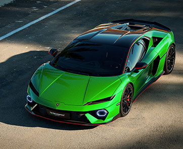 ลัมโบร์กินีส่งซูเปอร์สปอร์ตคาร์รุ่นใหม่ลงสนาม!  กับ LAMBORGHINI TEMERARIO กำเนิดสายพันธุ์ ‘FUORICLASS’ ตัวจริง