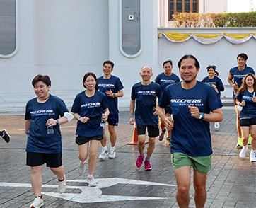 SKECHERS RUNNING WORKSHOP 2025 ครั้งที่ 27 พาไหว้พระ 9 วัด พร้อมสัมผัสรองเท้าวิ่งรุ่นใหม่