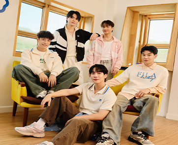 FILA เสิร์ฟลุคสดใสของ 5 หนุ่มหล่อพร้อมสนีกเกอร์ FILA INTERUN ดีไซน์ใหม่ล่าสุดกับ 6 เฉดสีให้เลือกมิกซ์แอนด์แมตช์