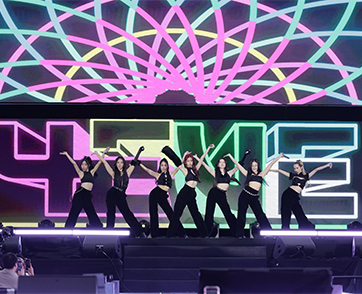 เริ่มแล้ว! “Amazing Thailand Countdown 2026 at ICONSIAM” 4EVE, PiXXiE, DMD BOYS, ATLAS และ XEBIS เปิดเวทีวันแรก เสิร์ฟความสนุกด้วยพลังความสดใส