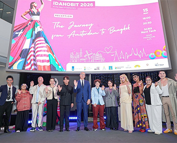 Bangkok Pride ผนึก Drag Bangkok - สถานทูตเนเธอร์แลนด์ - TCEB บันทึกภาพประวัติศาสตร์ "Amsterdam Rainbow Dress"