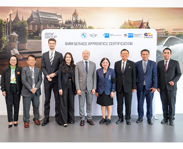บีเอ็มดับเบิลยู กรุ๊ป ประเทศไทย มอบประกาศนียบัตรแก่ผู้สำเร็จการศึกษาโครงการ BMW Service Apprentice มุ่งยกระดับทักษะอาชีวะไทยสู่มาตรฐานยานยนต์ระดับสากล